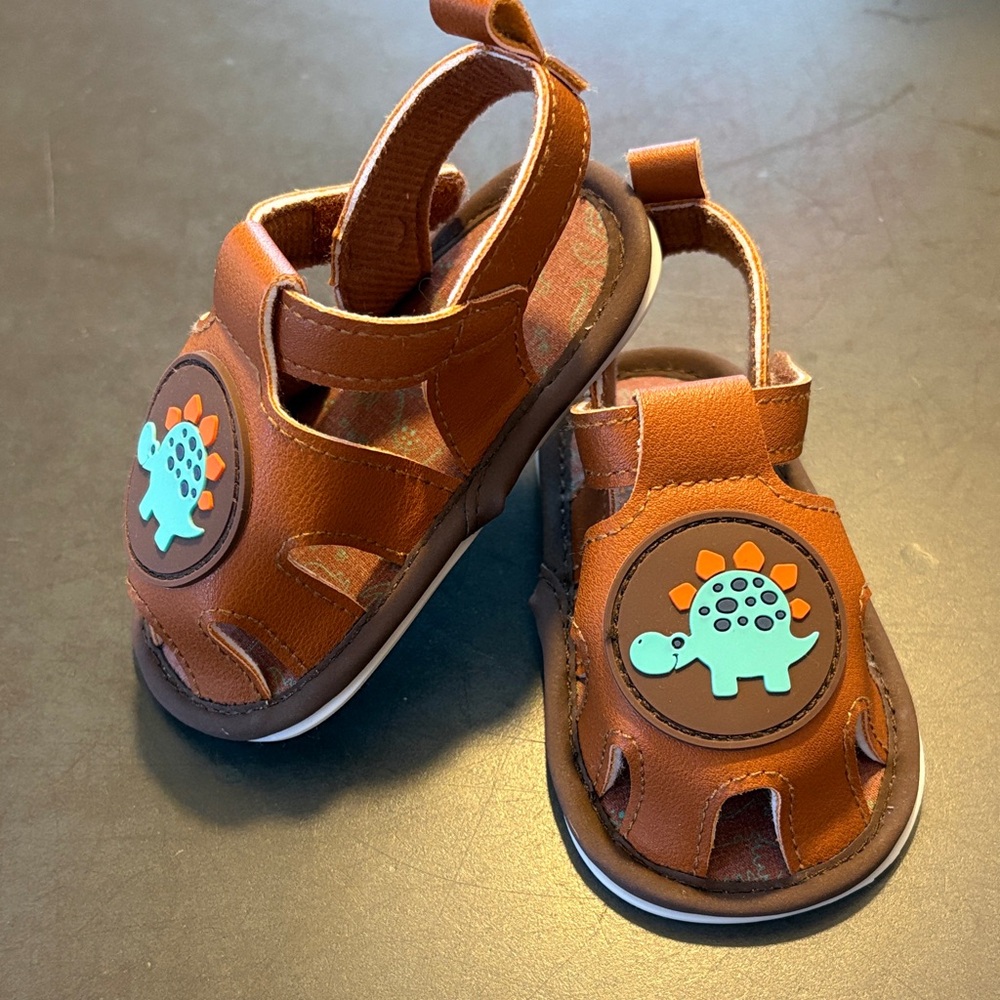 NWOT Dinosaur Kids Sandals
